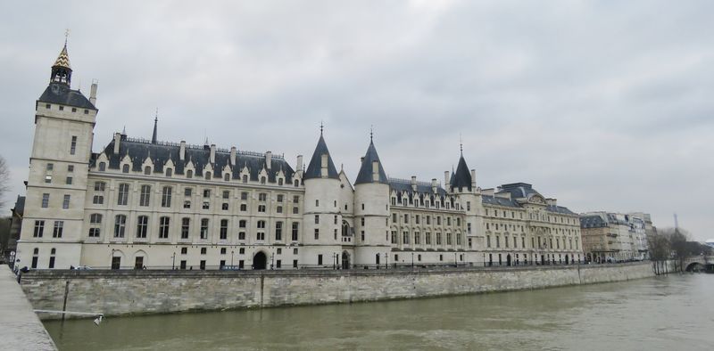 Parisconcierg 4 