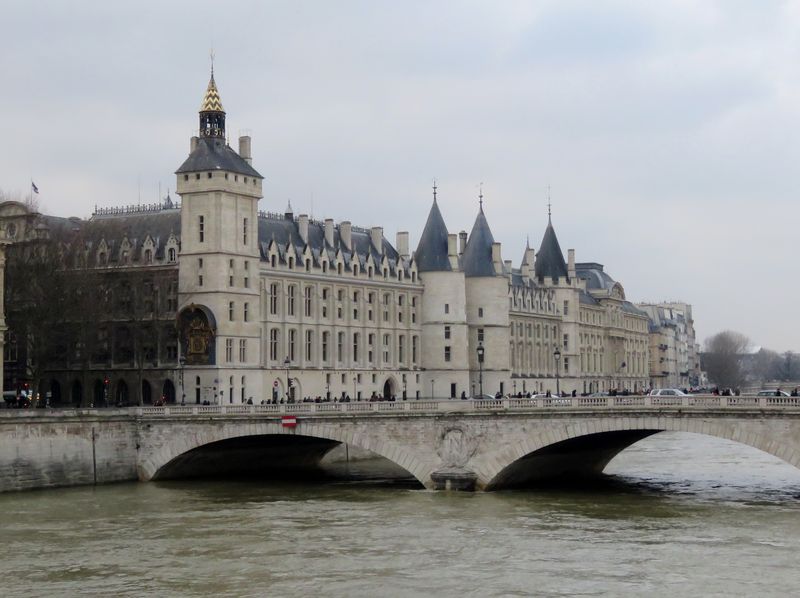 Parisconcierg 5 