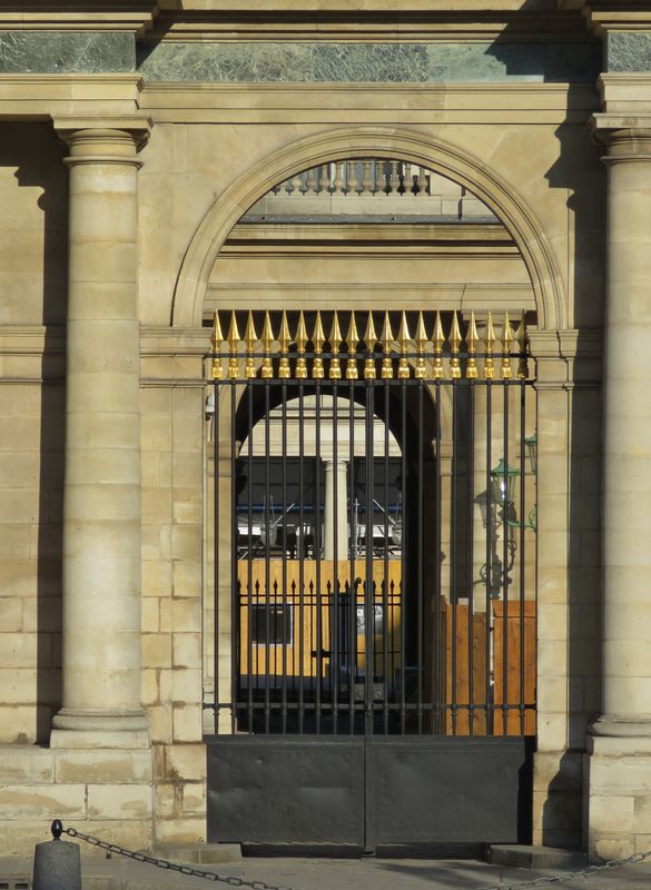 Parisce 9 