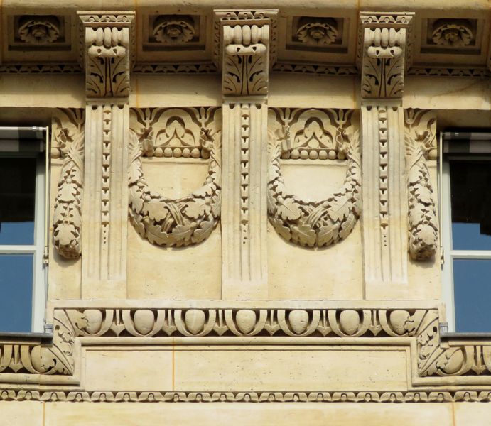 Pariscourry 10 
