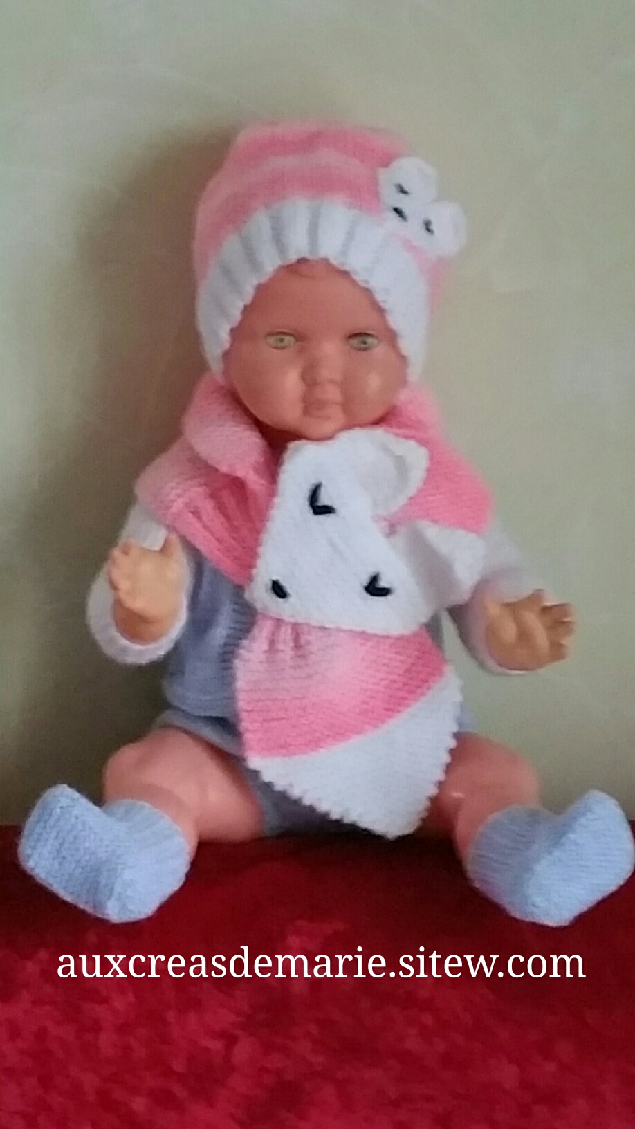 Ensemble bonnet ,Echarpe 
renard rose  15 euros 