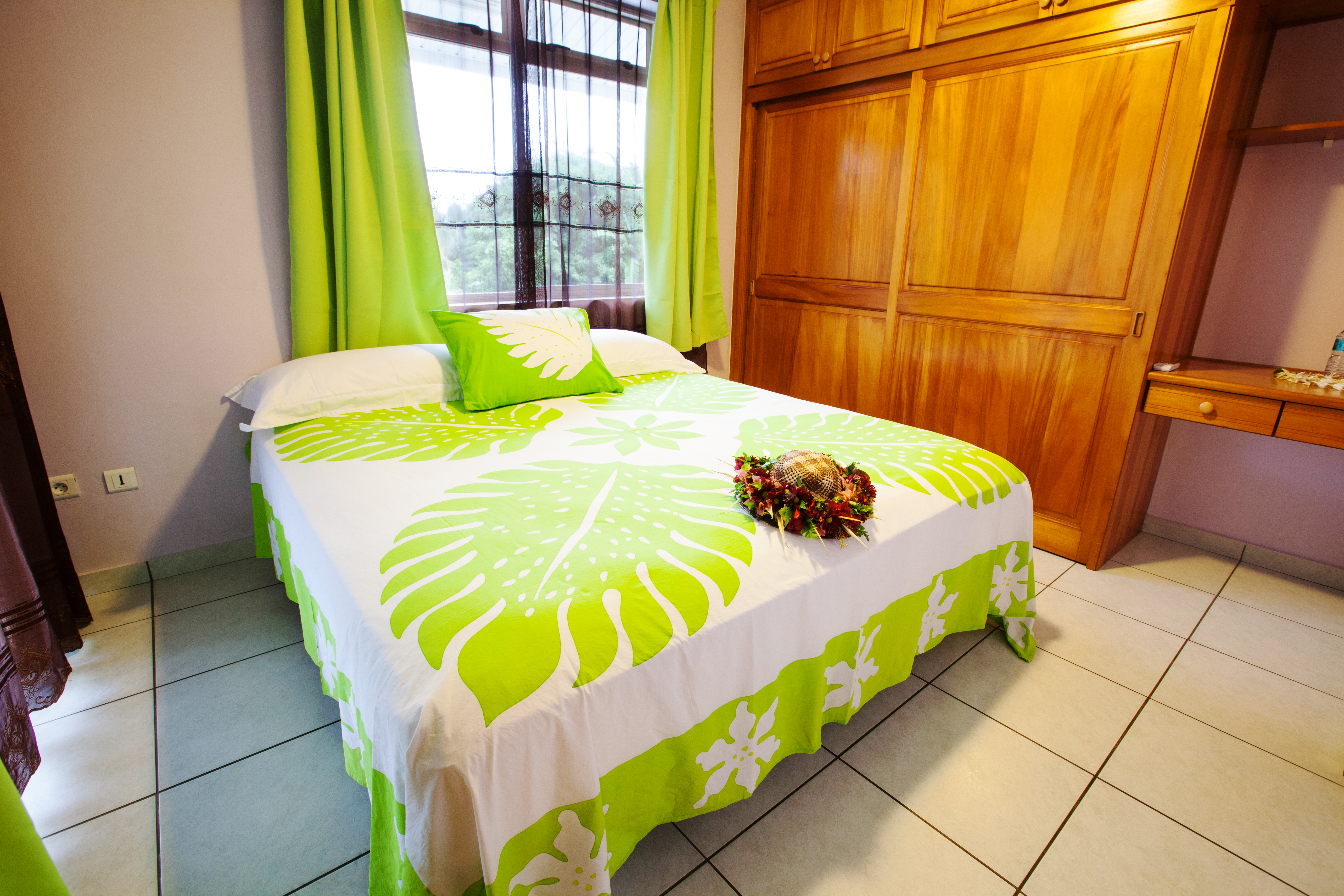 Farehau room 5723 ch04