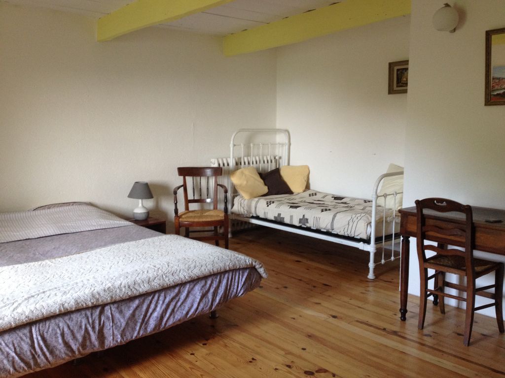 Ff4dc74e f090 435b b606 385e7be8c197 c10