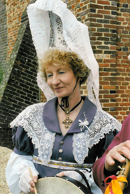 Laurence costume de fete