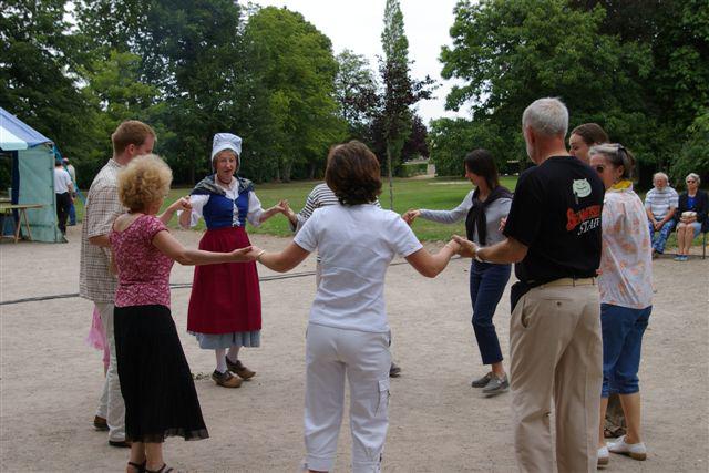 Animation danses a Verneuil sur Avre