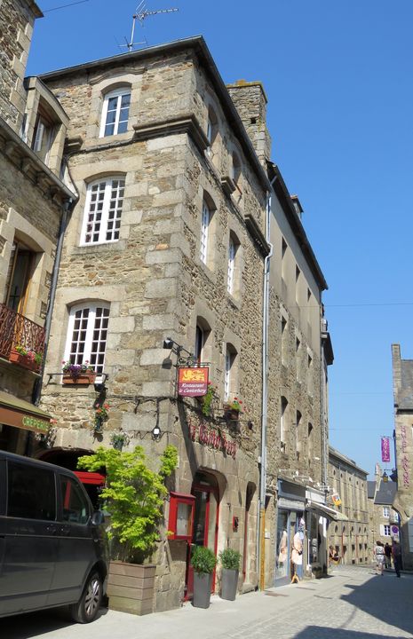 Dinan 7 