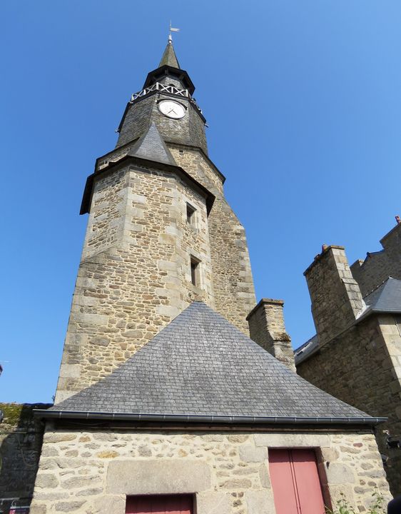 Dinan 17 