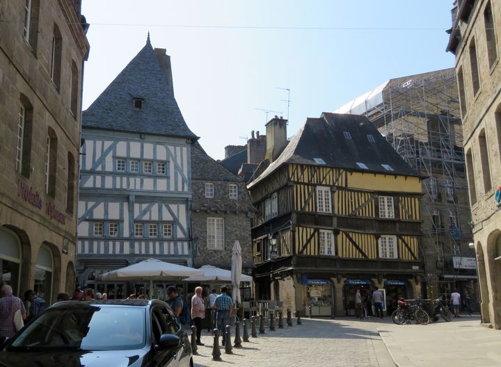 Dinan 22 