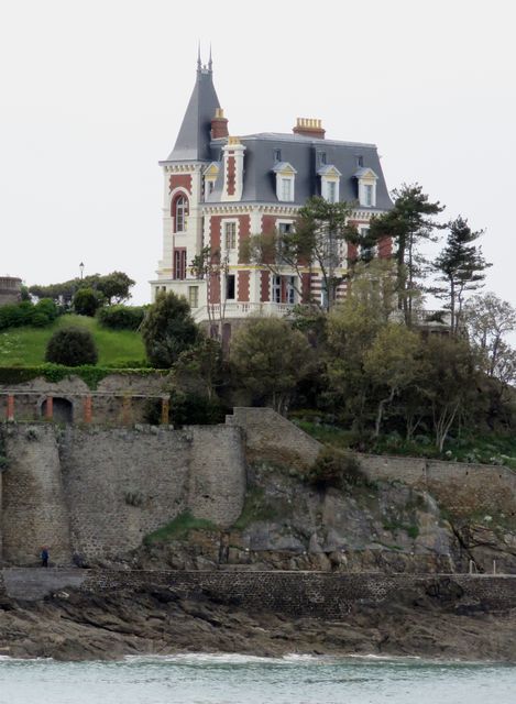 Dinard 4 