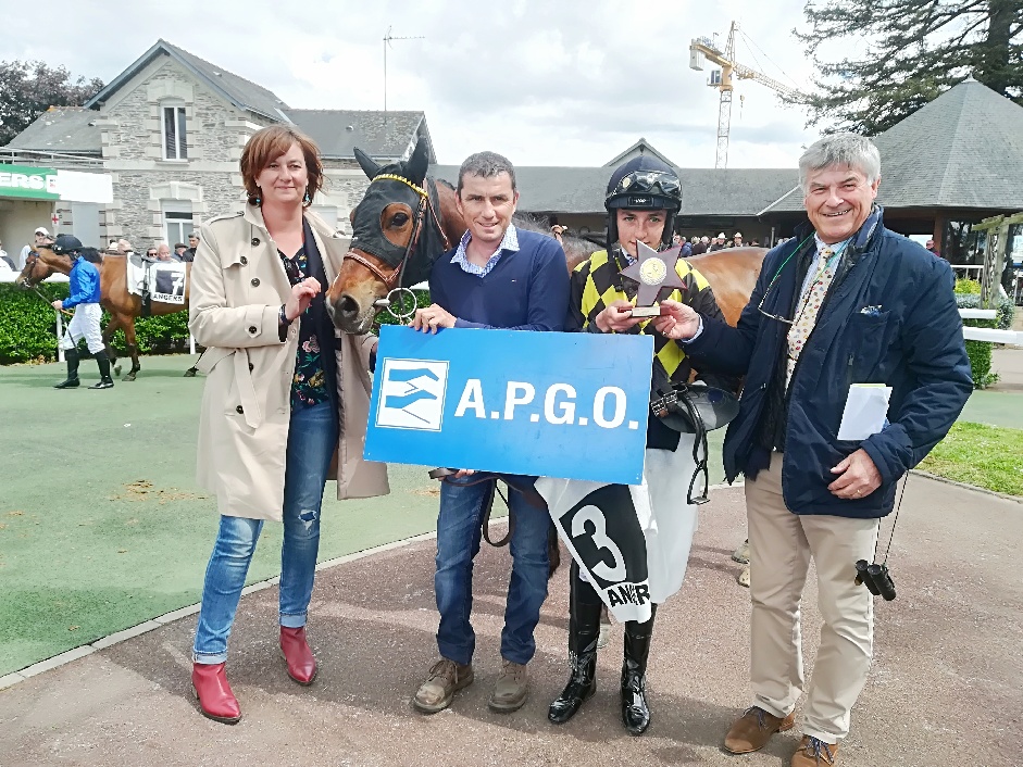 CHALLENGE APGO PONEYS AU GALOP A ANGERS