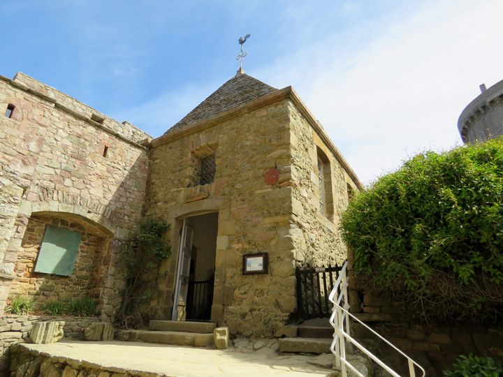 Fort2 6 
