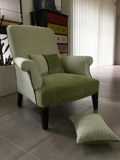 Refection relooking fauteuil meuble style anglais tapissier decorateur bordeaux saint medard en jalles atelier les renaissances