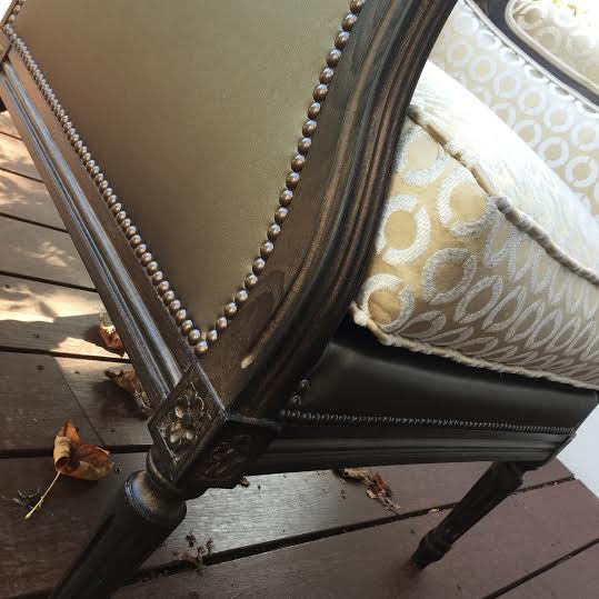 Refection relooking fauteuil meuble bergere chauffeuse 7 tapissier decorateur bordeaux saint medard en jalles atelier les renaissances 2 