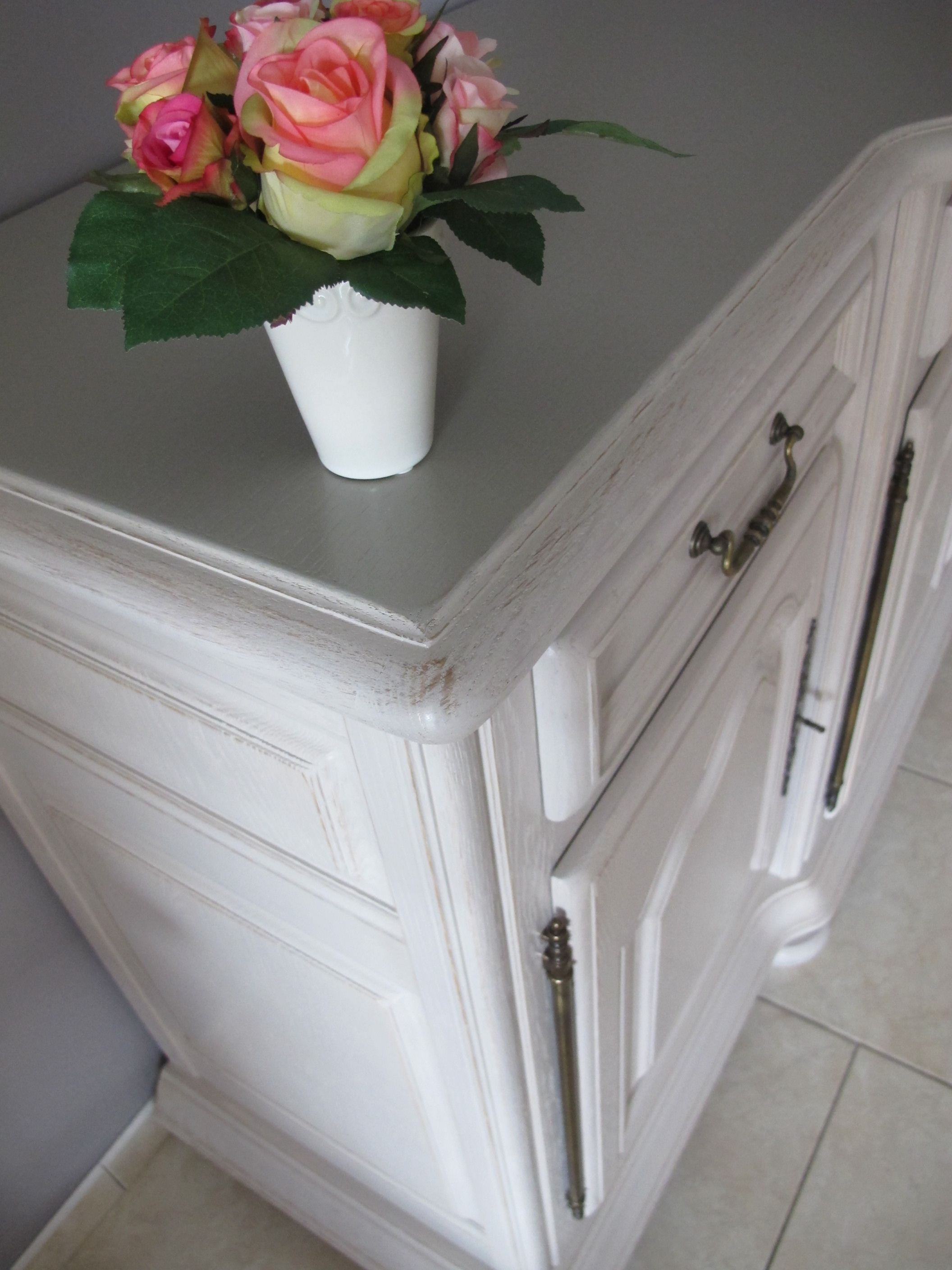 Refection restauration relooking fauteuil meuble salle a manger 3 tapissier decorateur bordeaux saint medard en jalles atelier les renaissances