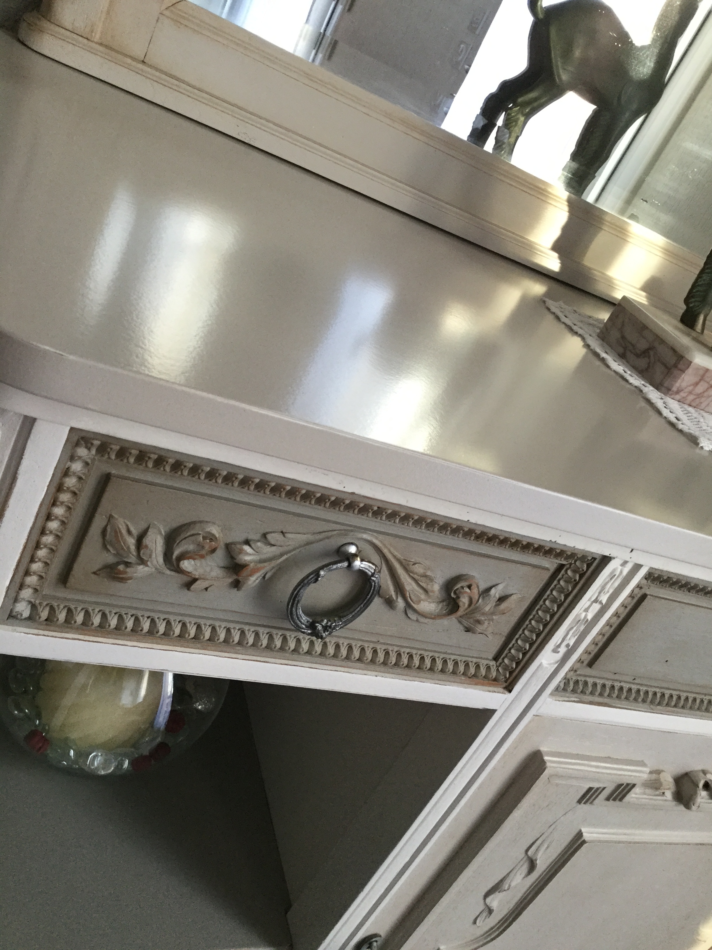 Refection restauration relooking fauteuil chaise canape meuble console 4 tapissier decorateur bordeaux saint medard en jalles atelier les renaissances