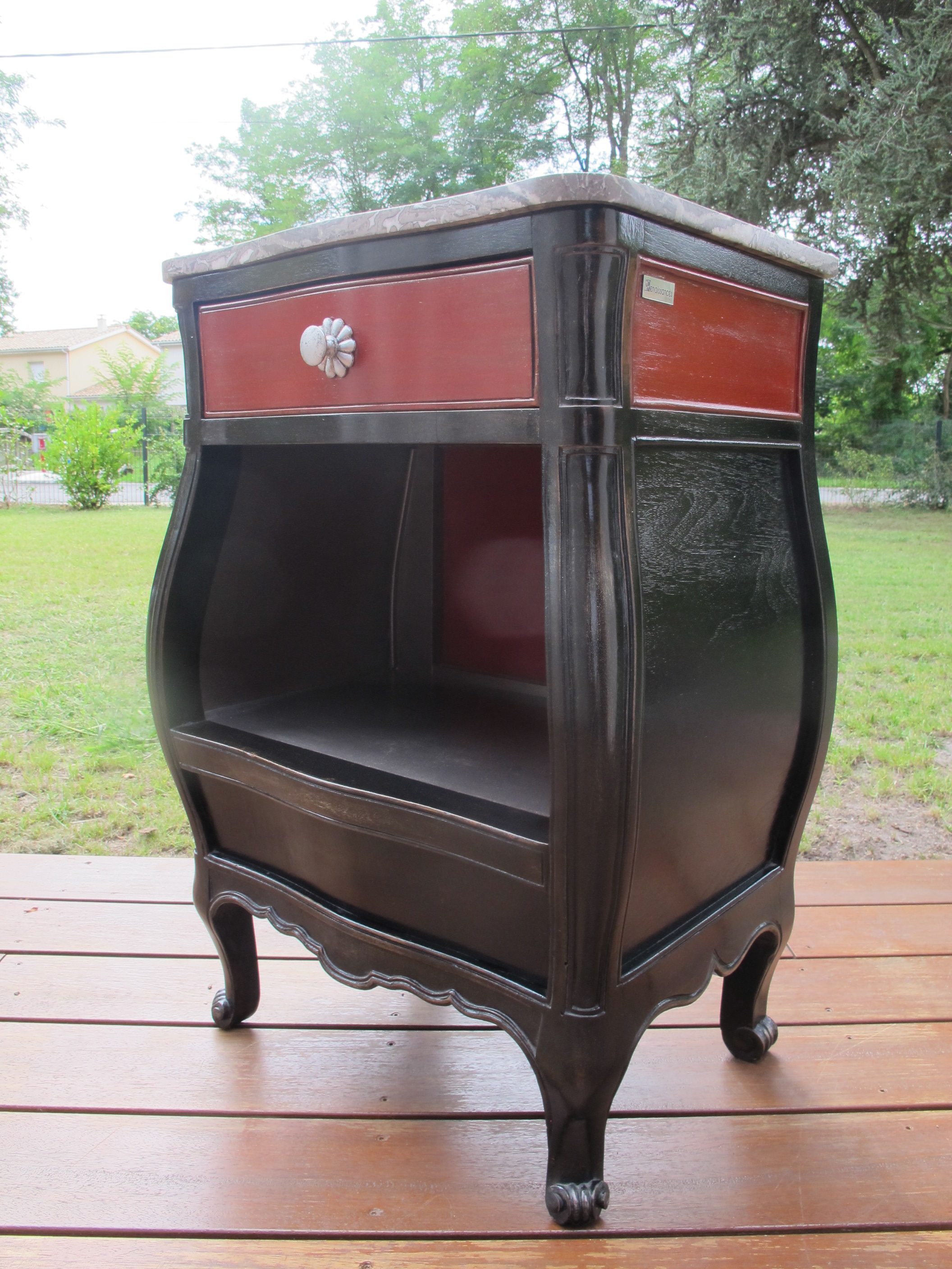 Refection restauration relooking fauteuil meuble chevet gueridon selette 38 tapissier decorateur bordeaux saint medard en jalles atelier les renaissances