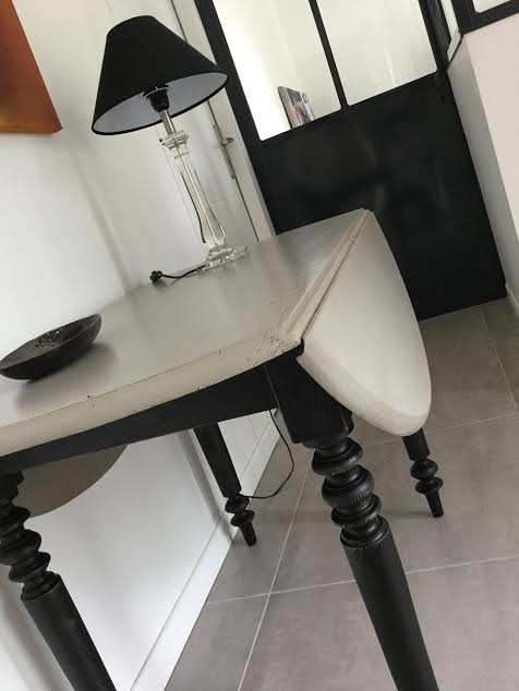 Refection restauration relooking fauteuil meuble table 50 tapissier decorateur bordeaux saint medard en jalles atelier les renaissances