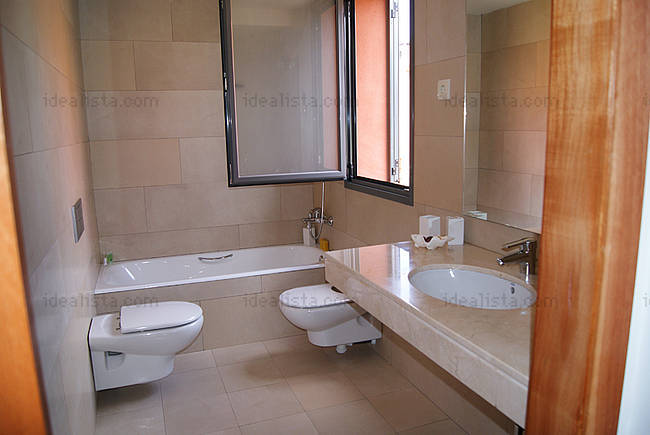 G vw0000005217551 9 1331888106311