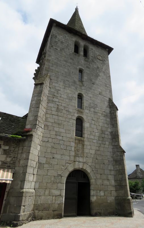 Riom 4 