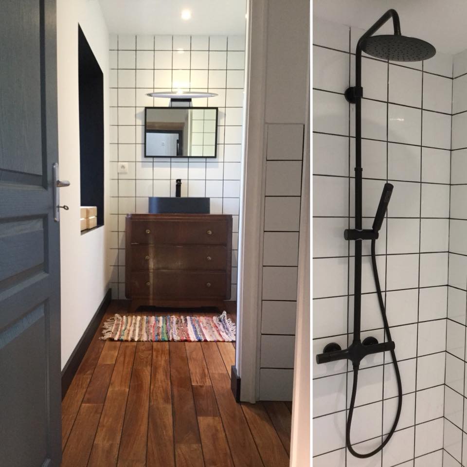 Salle de douche et WC