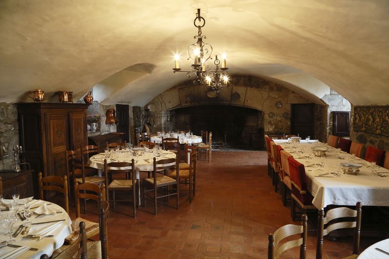 Auzrs 1 
