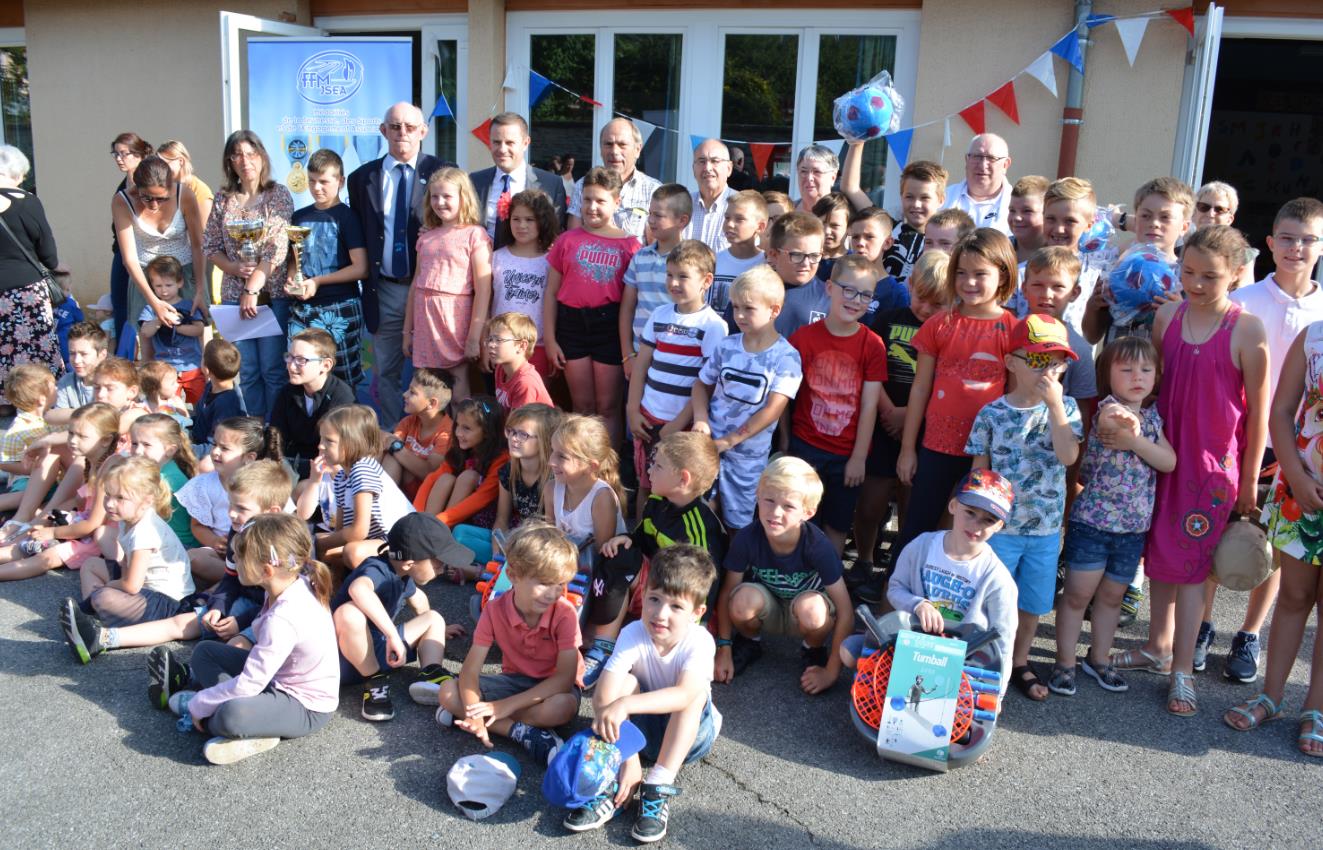 Remise du challenge a Joigny