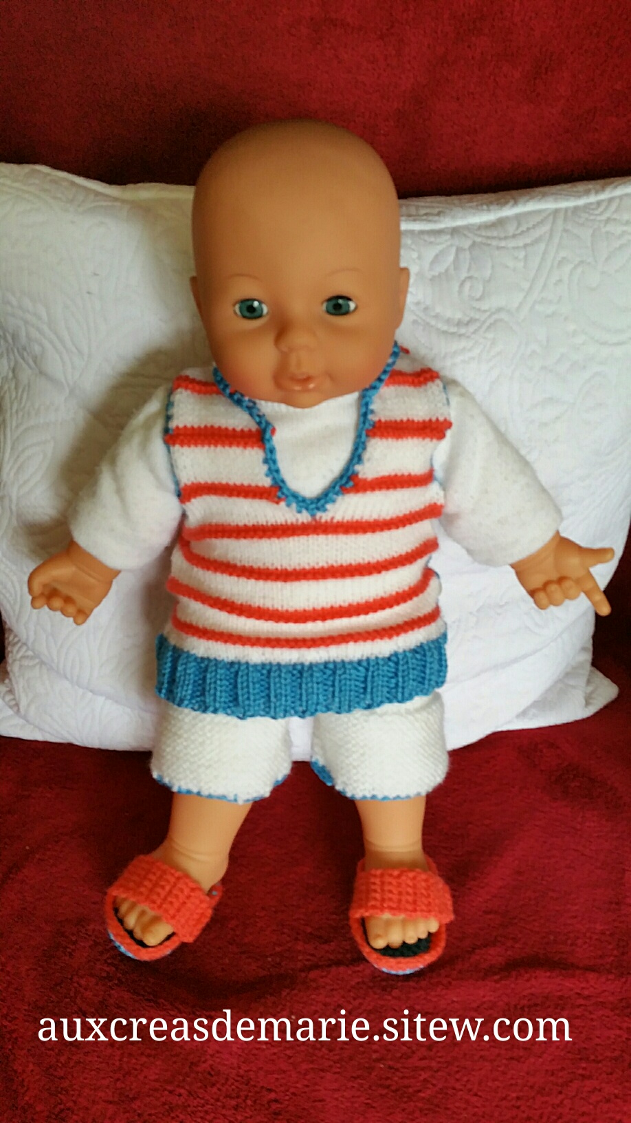 POUPON 40CM avec  vêtements 20 euros
vêtements seuls 15 euros 