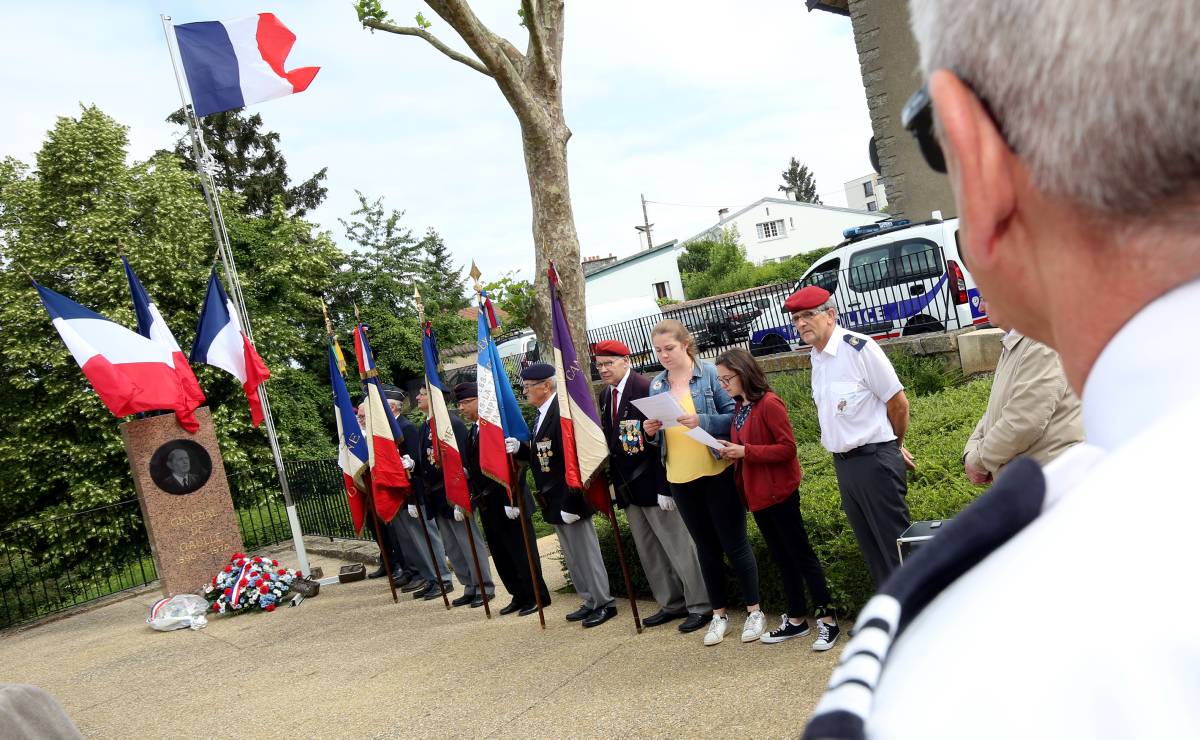 Briey Ceremonie Charles De Gaulle005