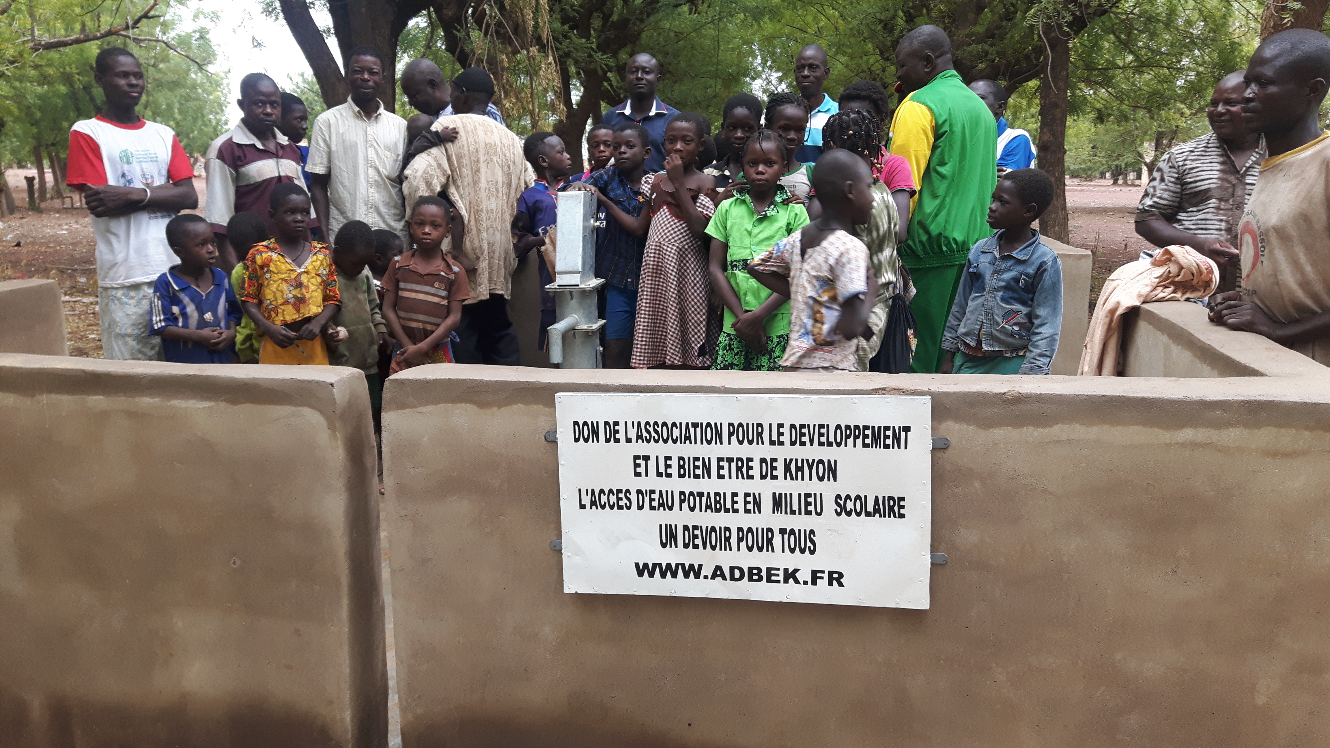 Un forage construit pour l'école primaire KHYON A