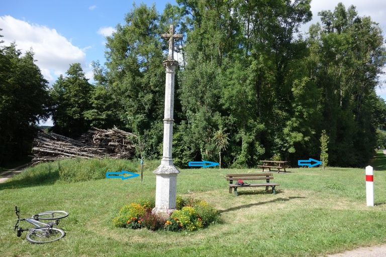 Belle croix de neuvelle presentation