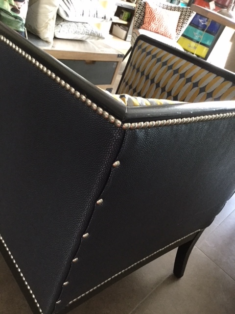 Relooking refection restauration fauteuil meuble art deco pe4 tapissier decorateur bordeaux saint medard en jalles atelier les renaissances 2 