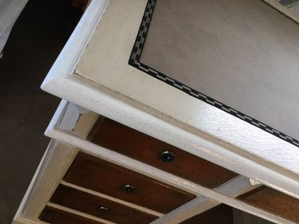 Relooking restauration refection meuble bureau atelier les renaissances tapissier decorateur bordeaux saint medard en jalles