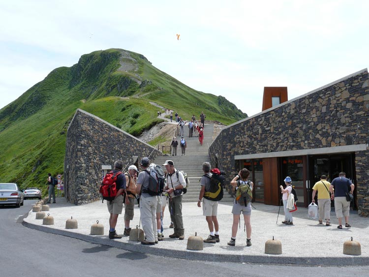 Maison du puy mary1