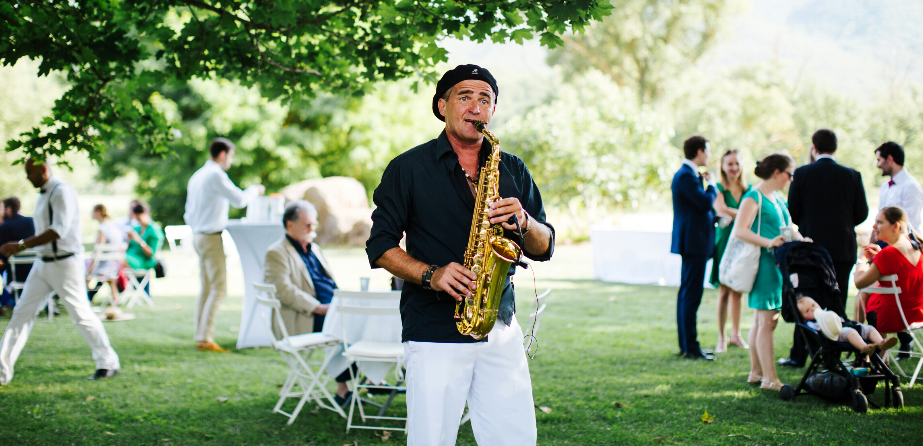 Chanteur, Chanteuse, Jazz, Bossa Nova, Swing, Cocktail dînatoire, Dîner, réception, Hôtel Restaurant, Piano Bar, Camping, Centre de vacance, Clubs de Vacances, Animation musicale, Soft Music, Musique Lounge, dans le Var 83, dans les Alpes Maritimes 06, dans les Bouches du Rhône 13, Monaco, Nice, Cannes, Vence, Grasse, Mandelieu la Napoule, Fayence, Saint Raphaël, Fréjus, Saint-Tropez, Draguignan, Hyères les palmiers, Toulon, Brignoles, Verdon, Sanary Sur Mer, bandol, Saint Cyr, la Ciotat, Cassis, Marseille, Saint Maximin la Sainte Baume, Aix en Provence, Salon de Provence, saint Rémy de Provence, les Baux de Provence, Arles, 