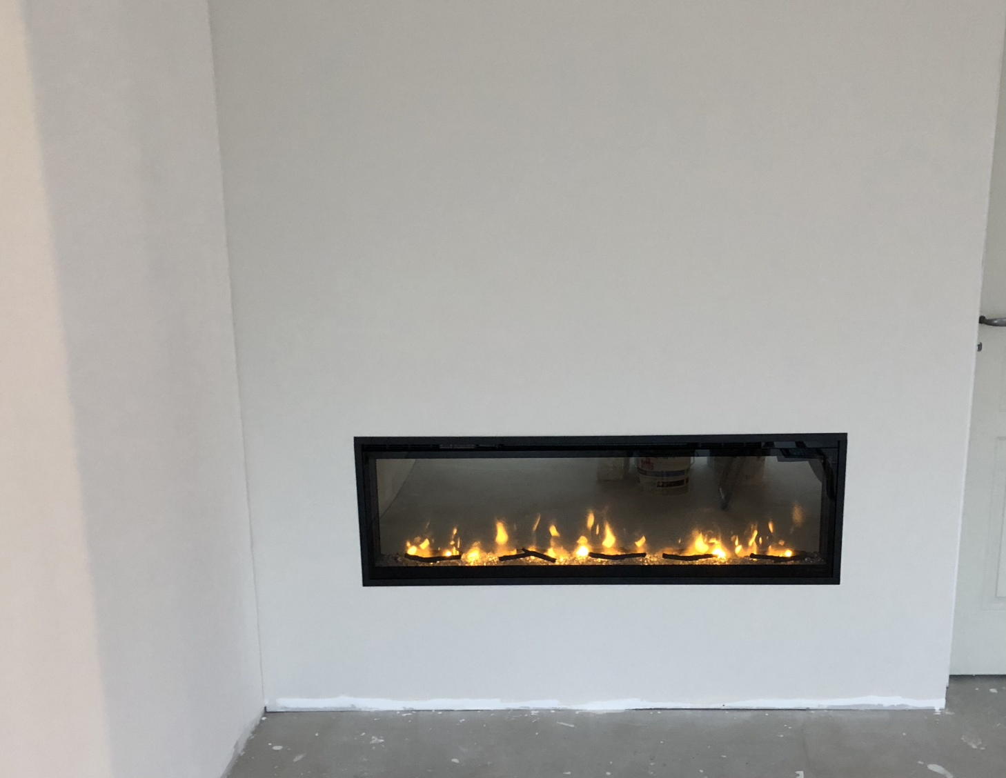 Cheminée électrique linéaire IgniteXL50 Opti flame renforcé, 6 jeux de lumières, chauffage céramique 1800 Watts ( Jeu de bûche en option )