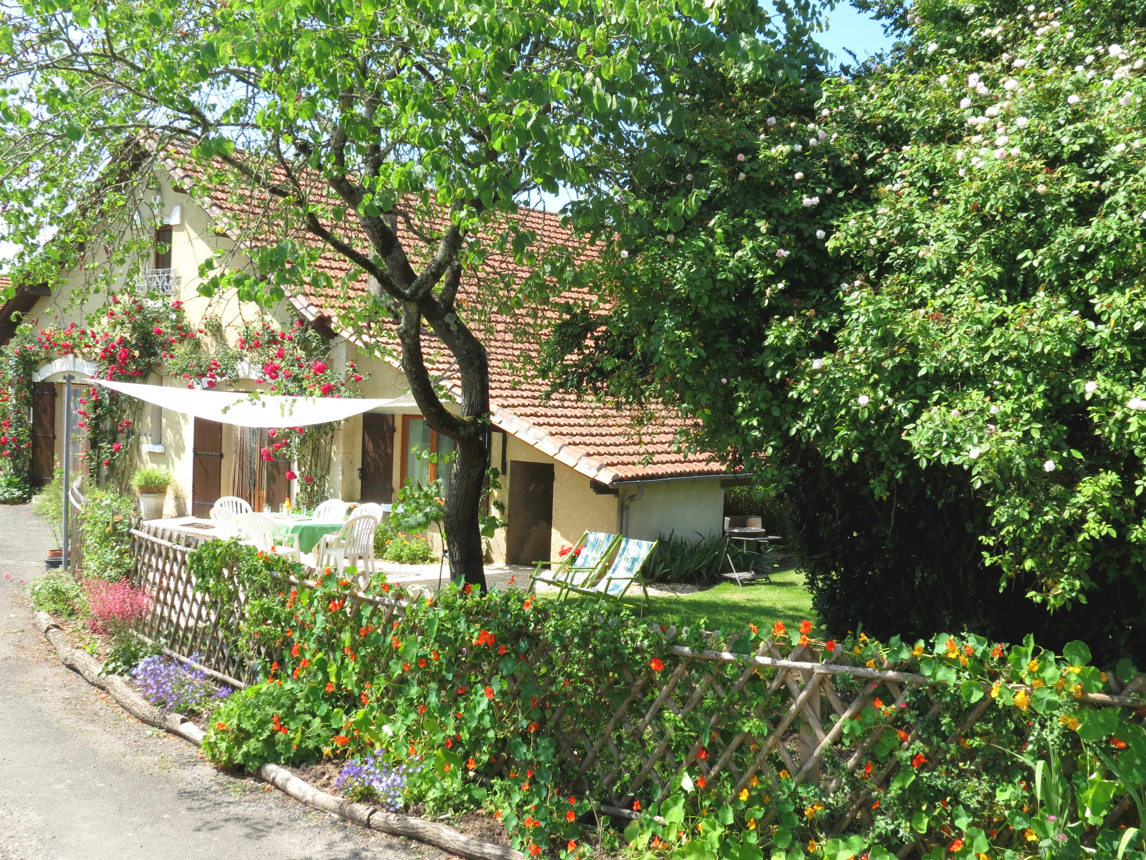 Facade 06 2014