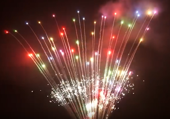 270 Cometes multicolores