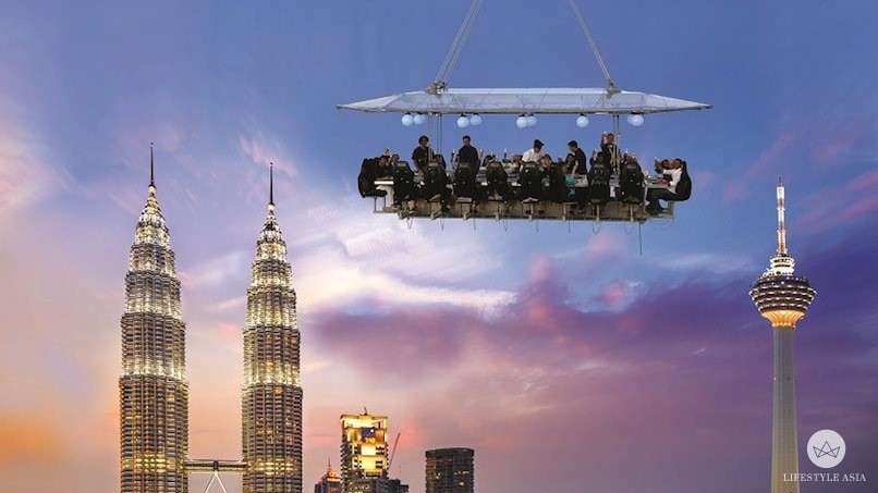 Dinner in the sky