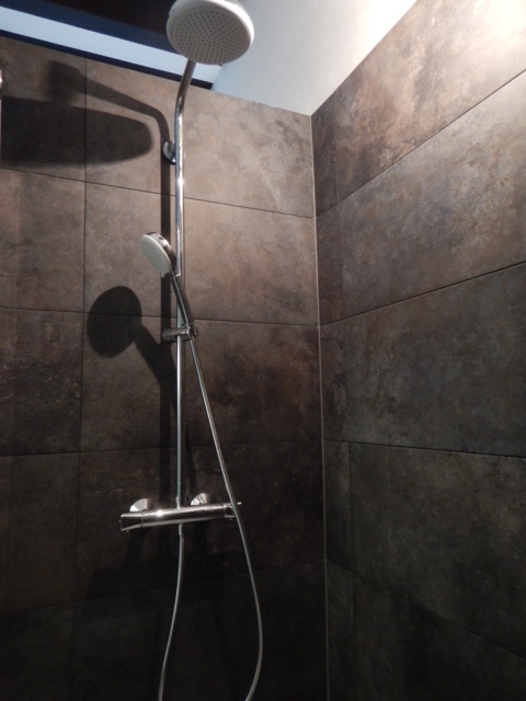 douche moderne colonne pluie