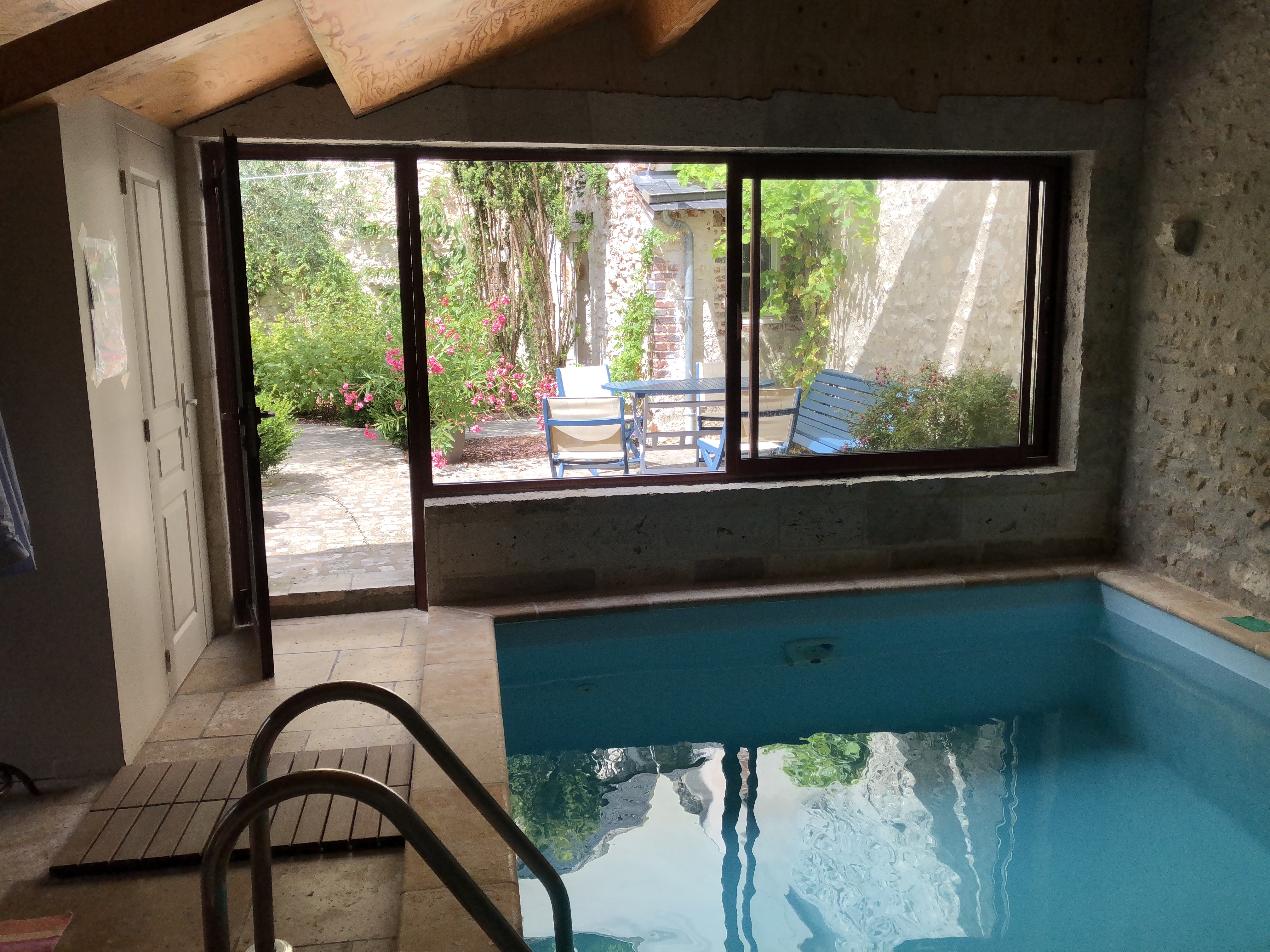 piscine intérieure
