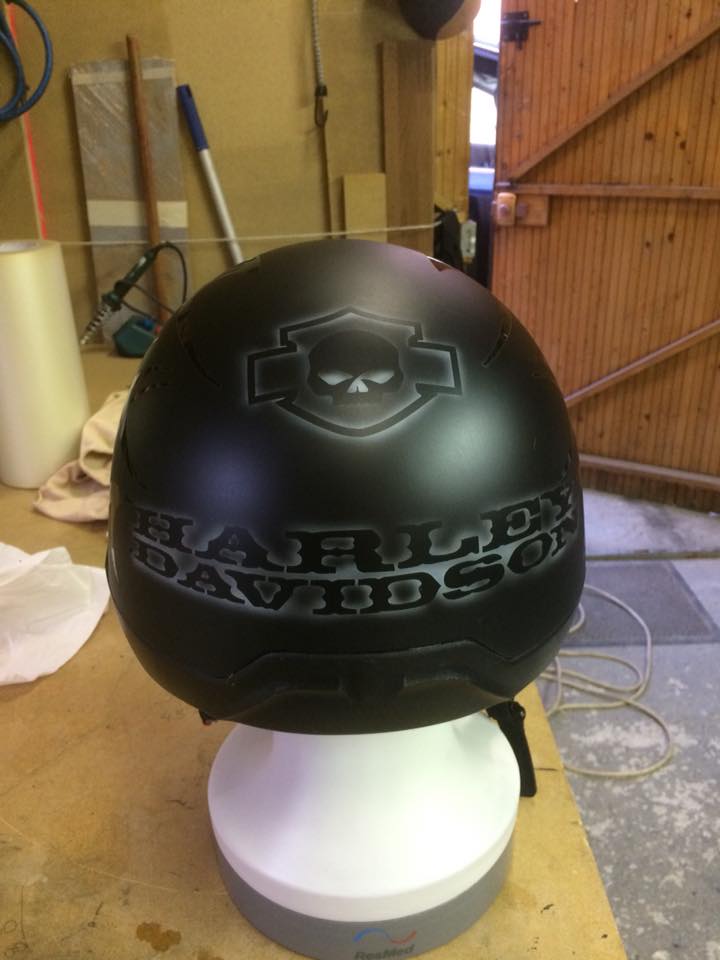 Casque hd noir