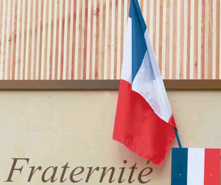 L'unique spécialiste en RECRUTEMENT de TALENTS militaires, éventuellement blessés.
Recruter un militaire, c'est faire un acte d'engagement citoyen et fraternel.