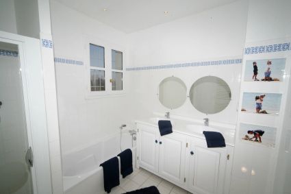 Salle de bain chambre enfants bastide andre a1