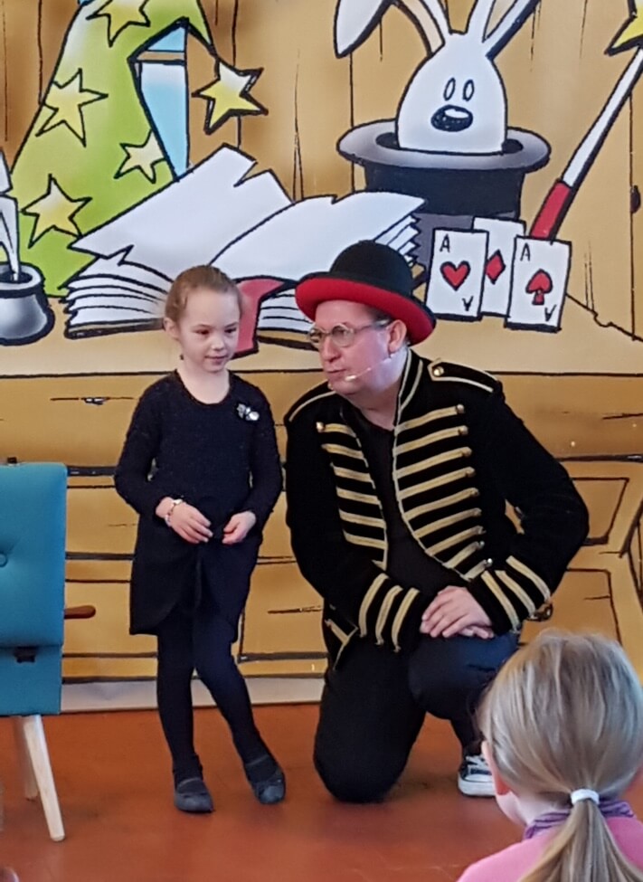 Florent daron magicien pour les enfants 2