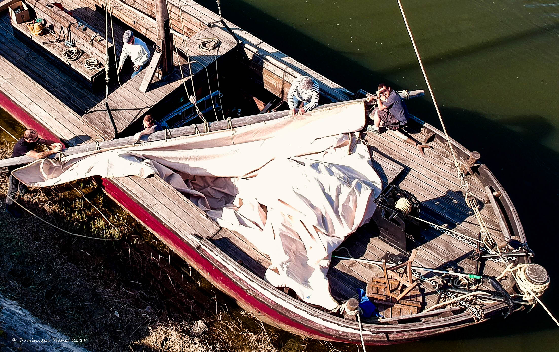 2019 03 30 installation de voile sur la vergue