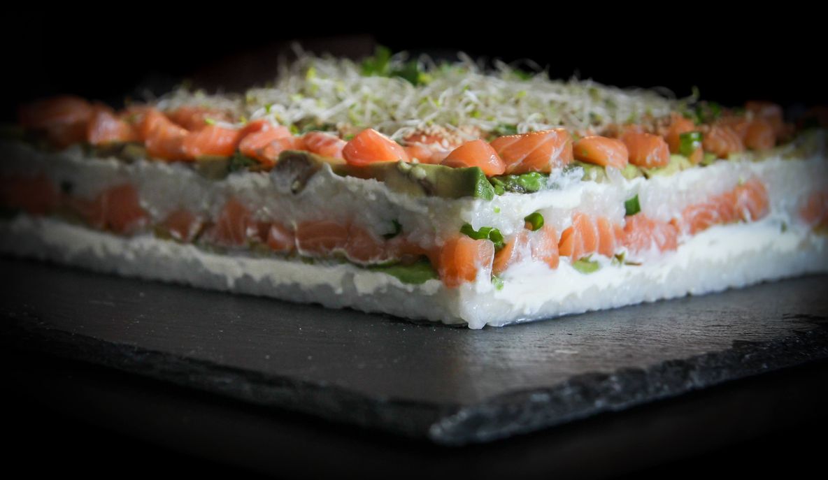 Sushi cake