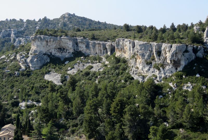 Baux 8 