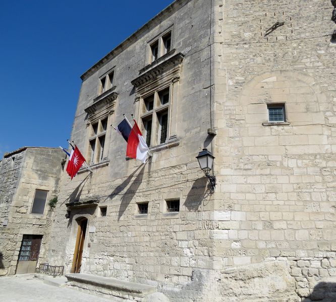 Baux 3 