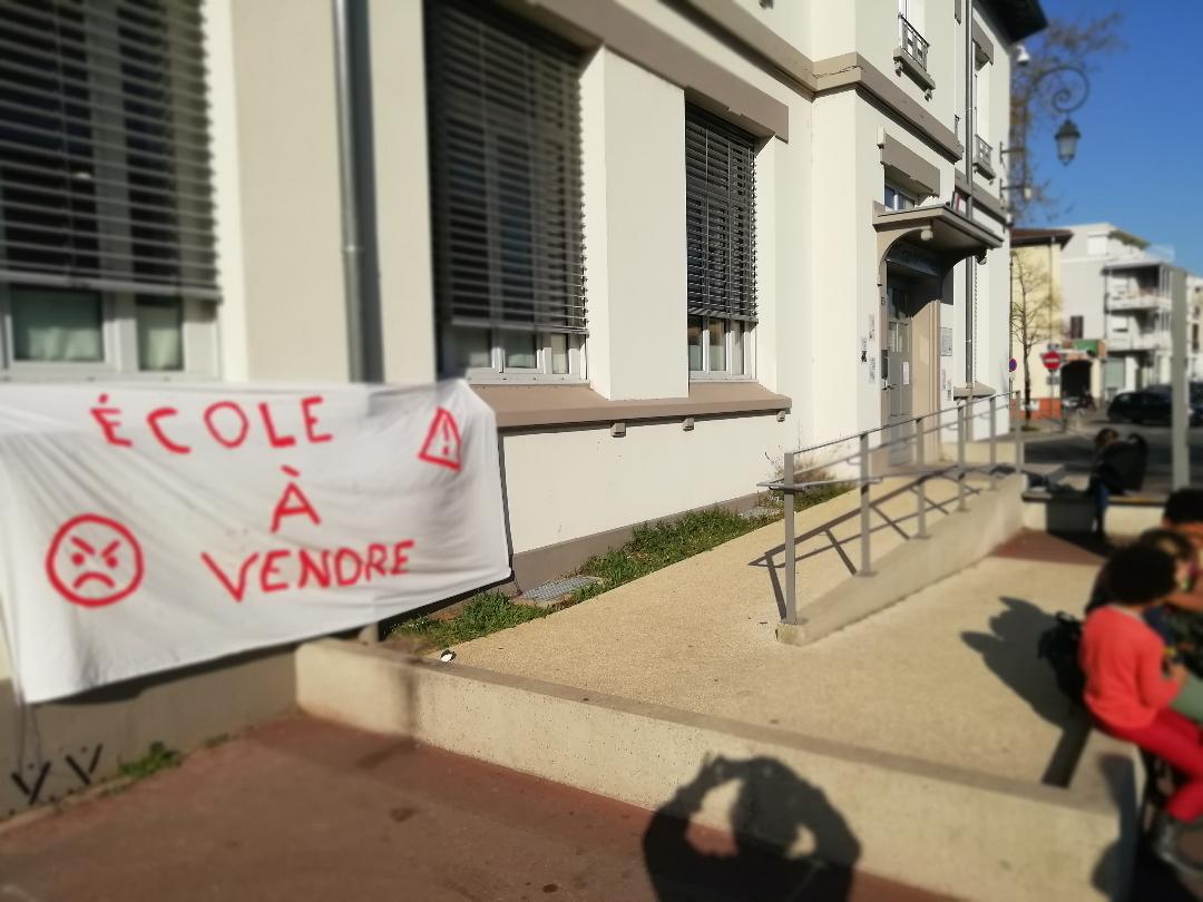 Ecole a vendre