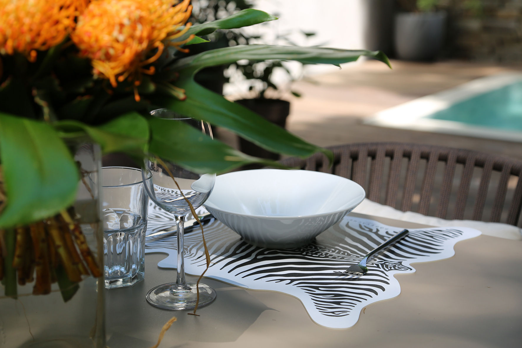 Set de table / 6 sets sous verre Pôdevache collection Tapis Vinyle Pôdevache collection Native Tribe · ‎Tattoo compris · ‎Rodeo Star · ‎Œil pour œil